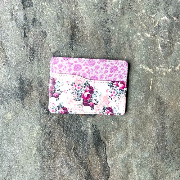 New🌟Urban Outfitters-Card holder - Picture 2 of 2